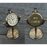 Reloj de escritorio grabado personalizado, regalo de aniversario BDC64